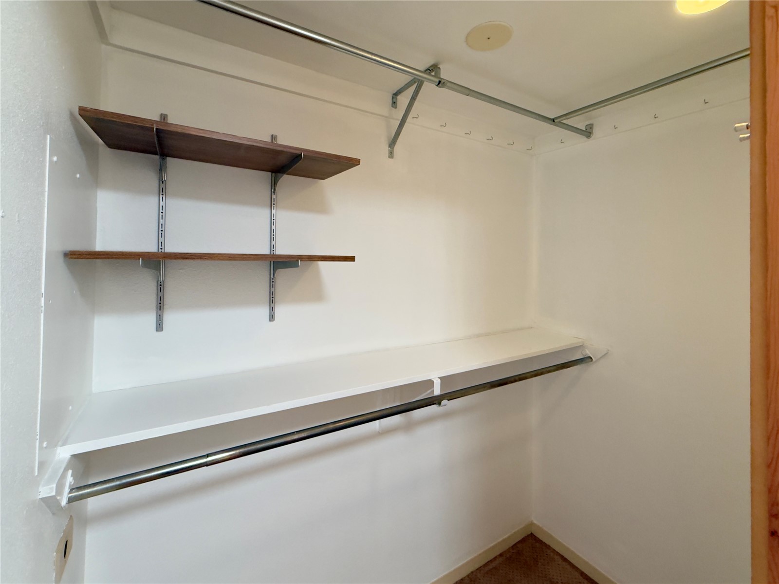 21640 Highway 6, Unit 2124 Keystone, CO 80435 - Photo 27 of 49 Walk-in Closet in Primary Suite