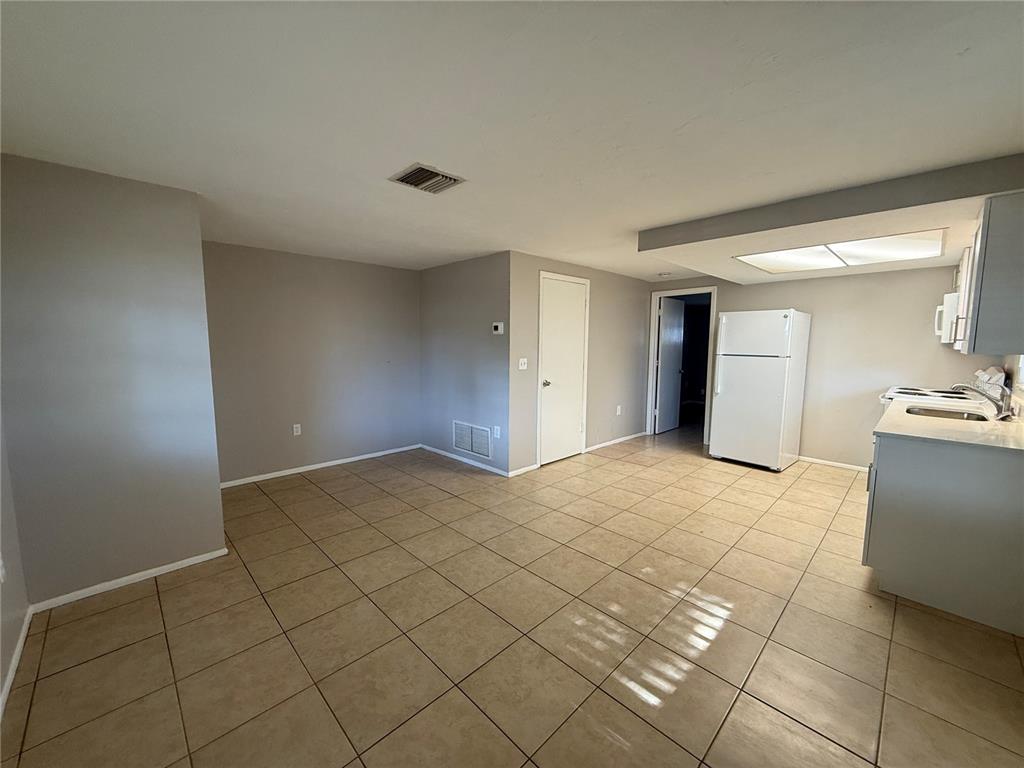 611 Osceola Road Nokomis, FL 34275 - Photo 5 of 14