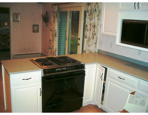 3 Wamsutta Ridge Road Charlton, MA 01507 - Photo 11 of 24