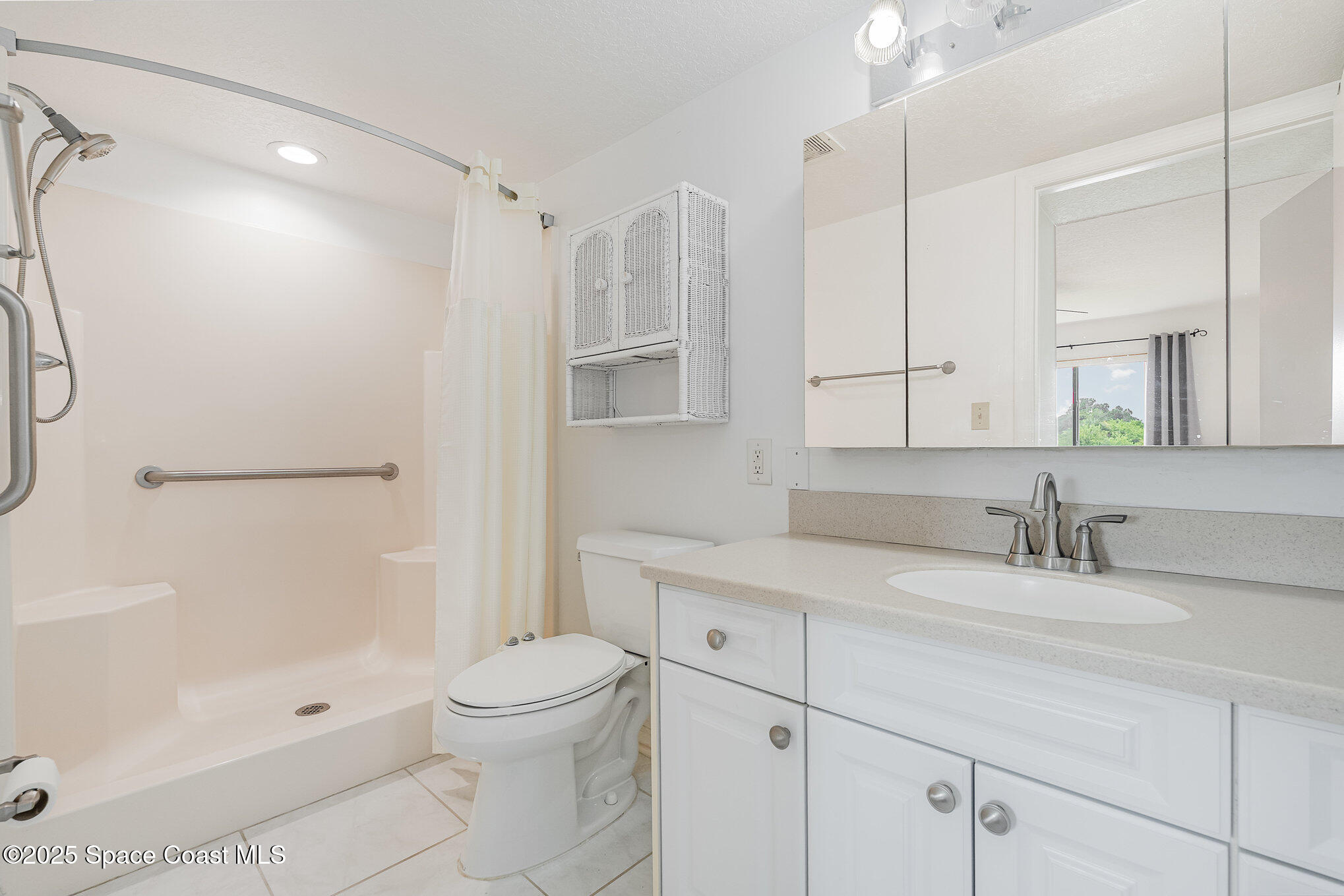 1410 Huntington Lane, Unit 1204 Rockledge, FL 32955 - Photo 11 of 30 Master Bath