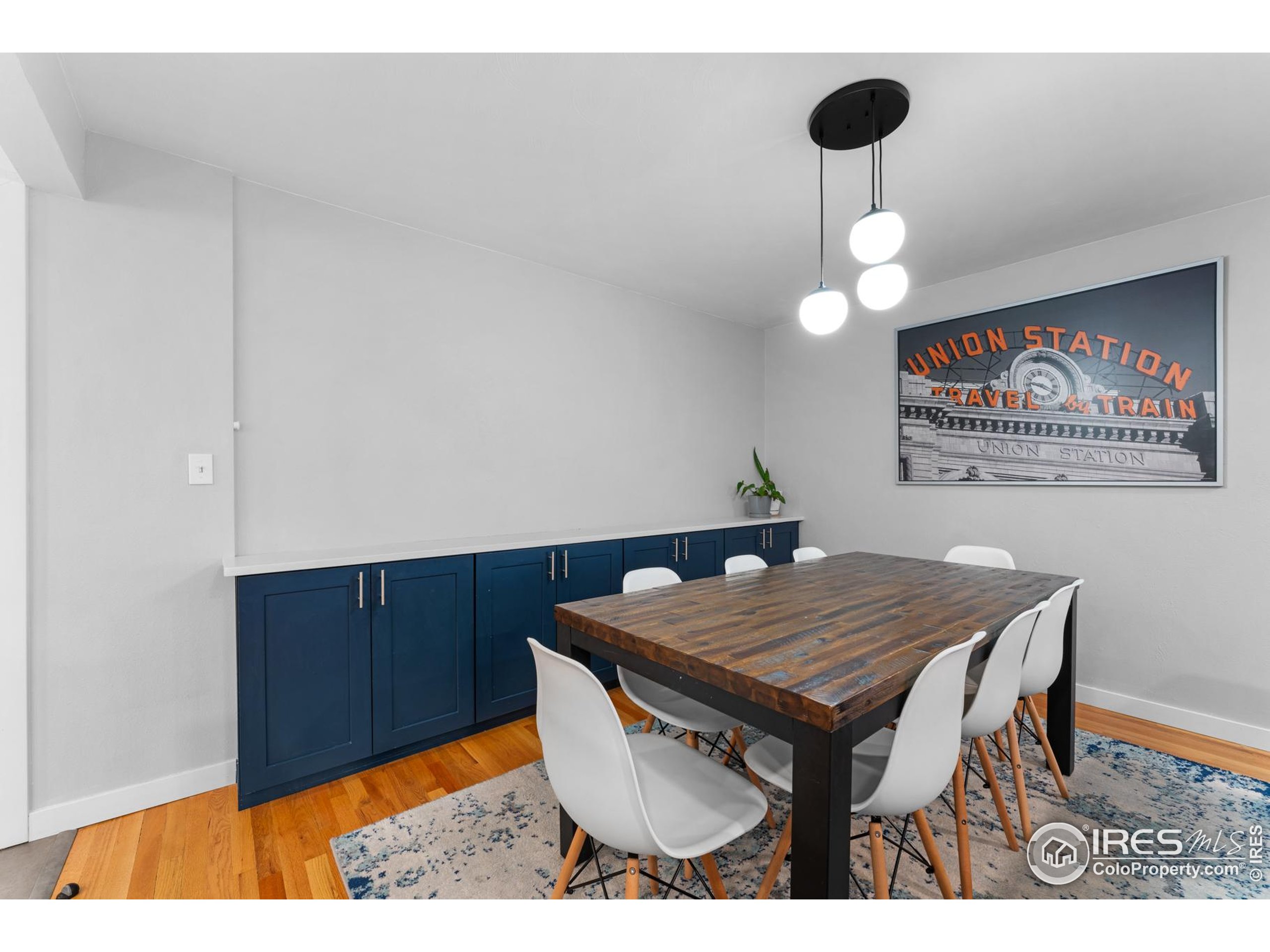 9261 Julian Way Westminster, CO 80031 - Photo 13 of 33 a view of a table and chairs in a room