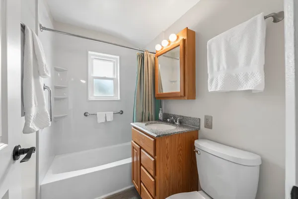 $360,000 | 216 North Lombard Avenue, Lombard, IL 60148