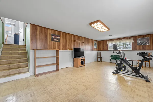 $360,000 | 216 North Lombard Avenue, Lombard, IL 60148