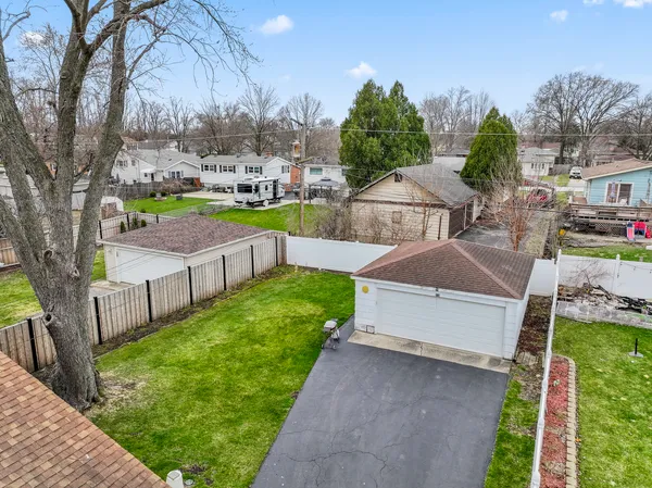 $360,000 | 216 North Lombard Avenue, Lombard, IL 60148