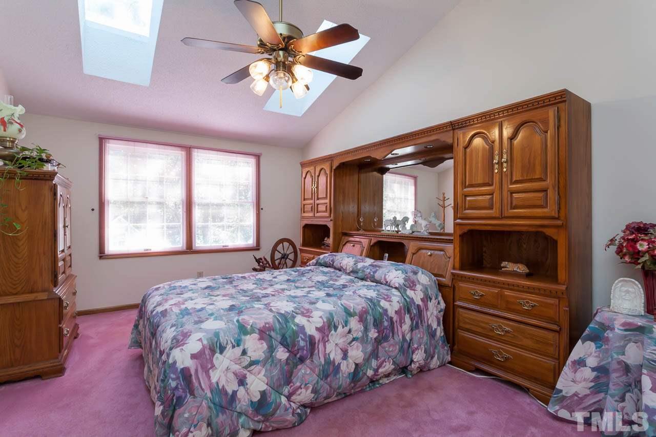136 Benedict Lane Raleigh, NC 27614 - Photo 13 of 22