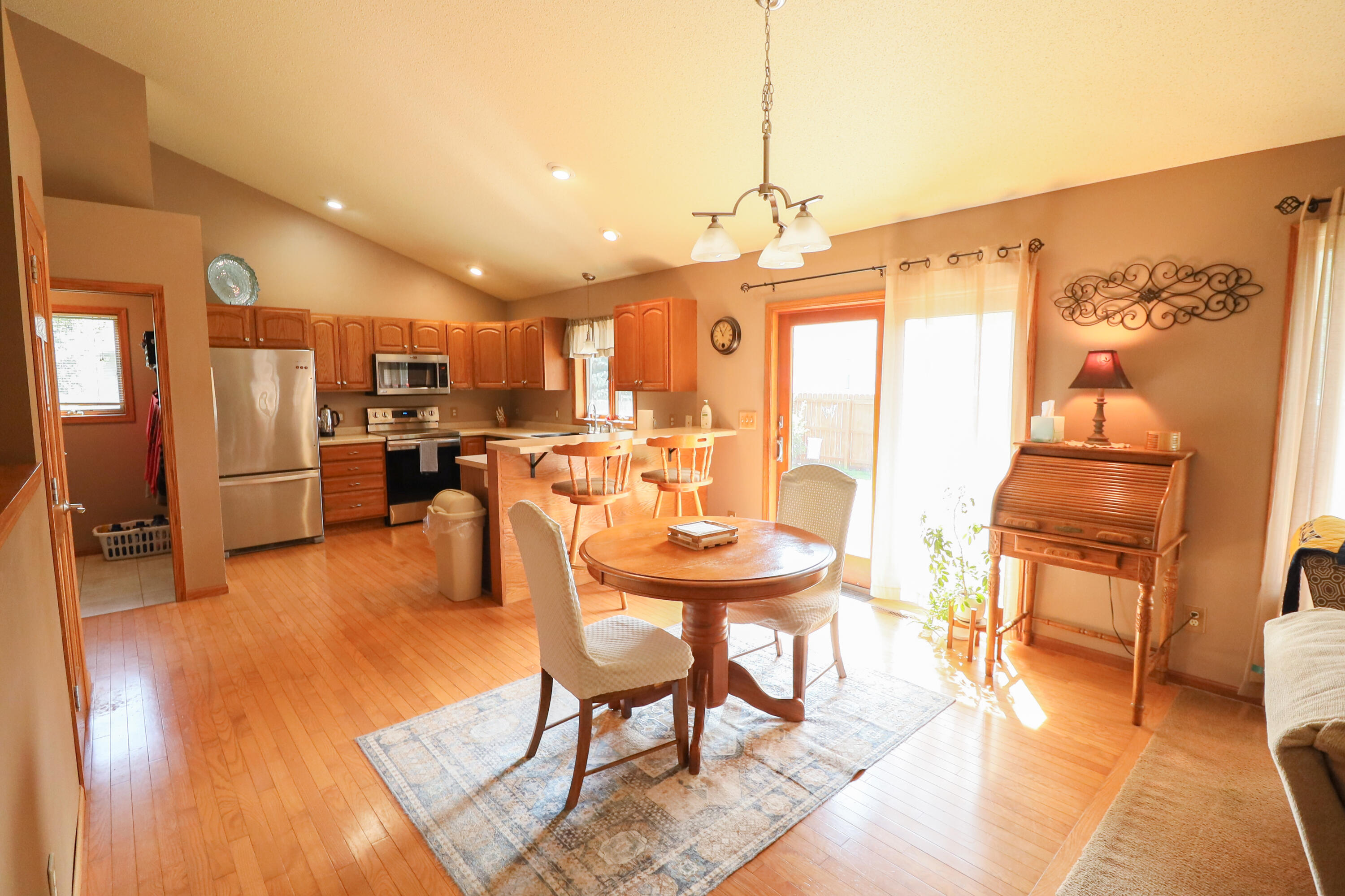 2422 Krause Road Onalaska, WI 54650 - Photo 8 of 34 477A2982