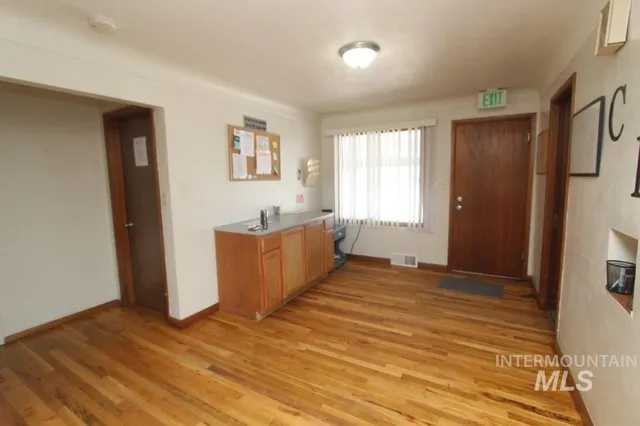 $995,000 | 2717 South Kimball Avenue, Caldwell, ID 83605