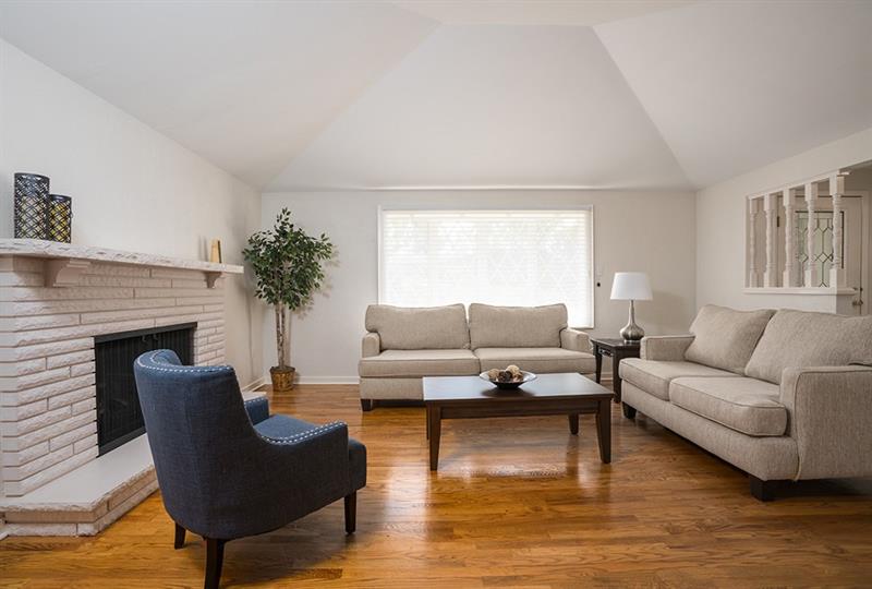 241 Rutledge Drive Canonsburg, PA 15317 - Photo 2 of 25 Gallery Image 2