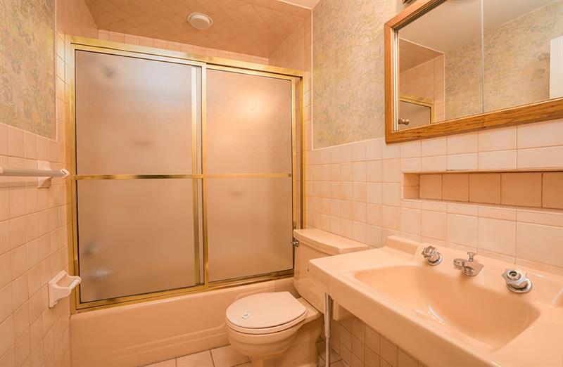 241 Rutledge Drive Canonsburg, PA 15317 - Photo 17 of 25 Gallery Image 17