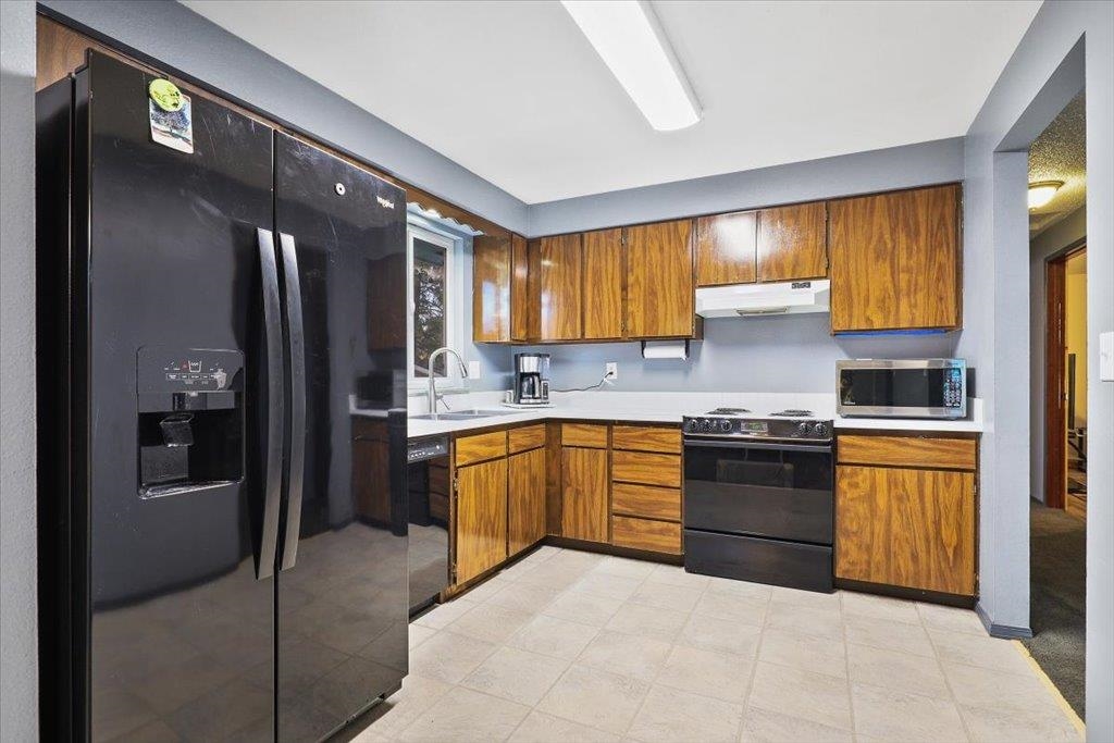 746 East Greta Avenue Spokane, WA 99208 - Photo 13 of 36