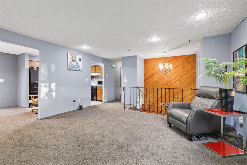 746 East Greta Avenue Spokane, WA 99208 - Photo 9 of 36