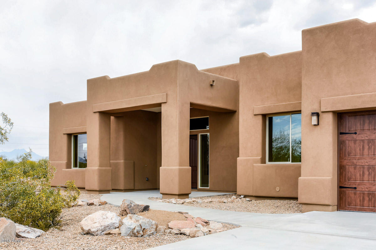 2081 South Hilton Road Apache Junction, AZ 85119 - Photo 4 of 38 Exterior Entry