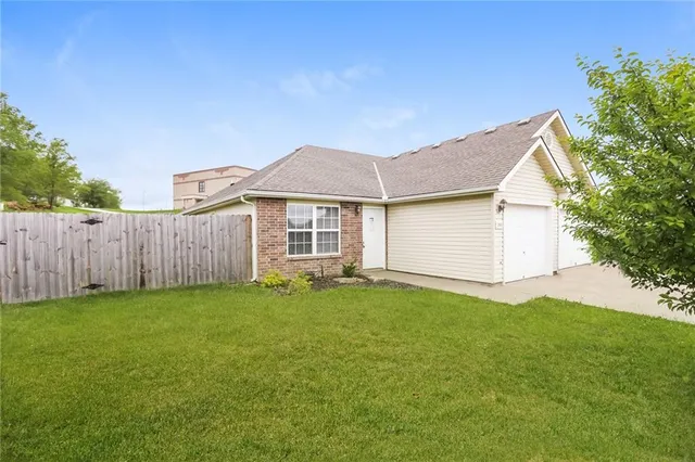 $1,540 | 205 Palmer Court, Pleasant Hill, MO 64080