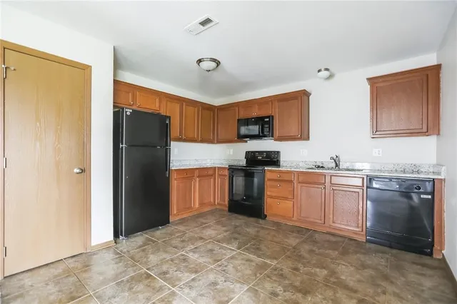 $1,540 | 205 Palmer Court, Pleasant Hill, MO 64080