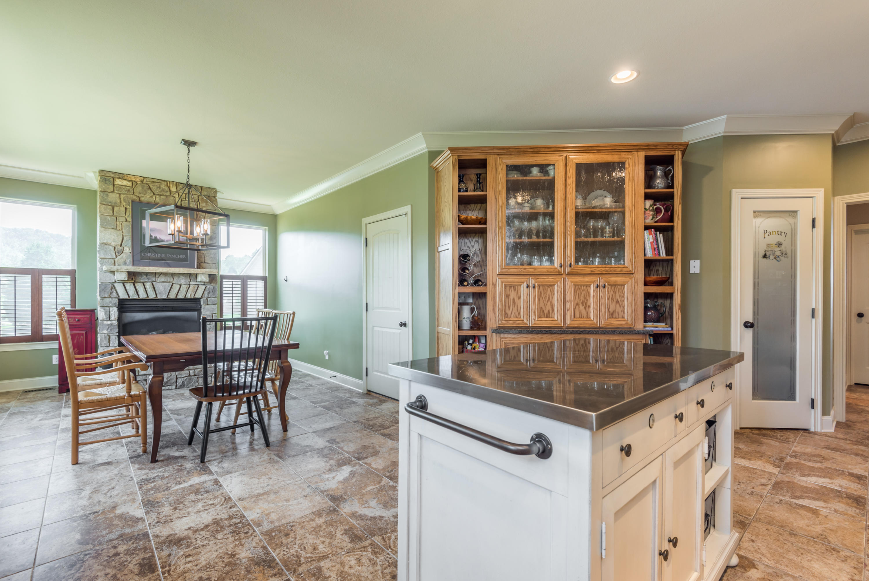 105 Cres View Lane Oak Ridge, TN 37830 - Photo 14 of 40 Movable Island