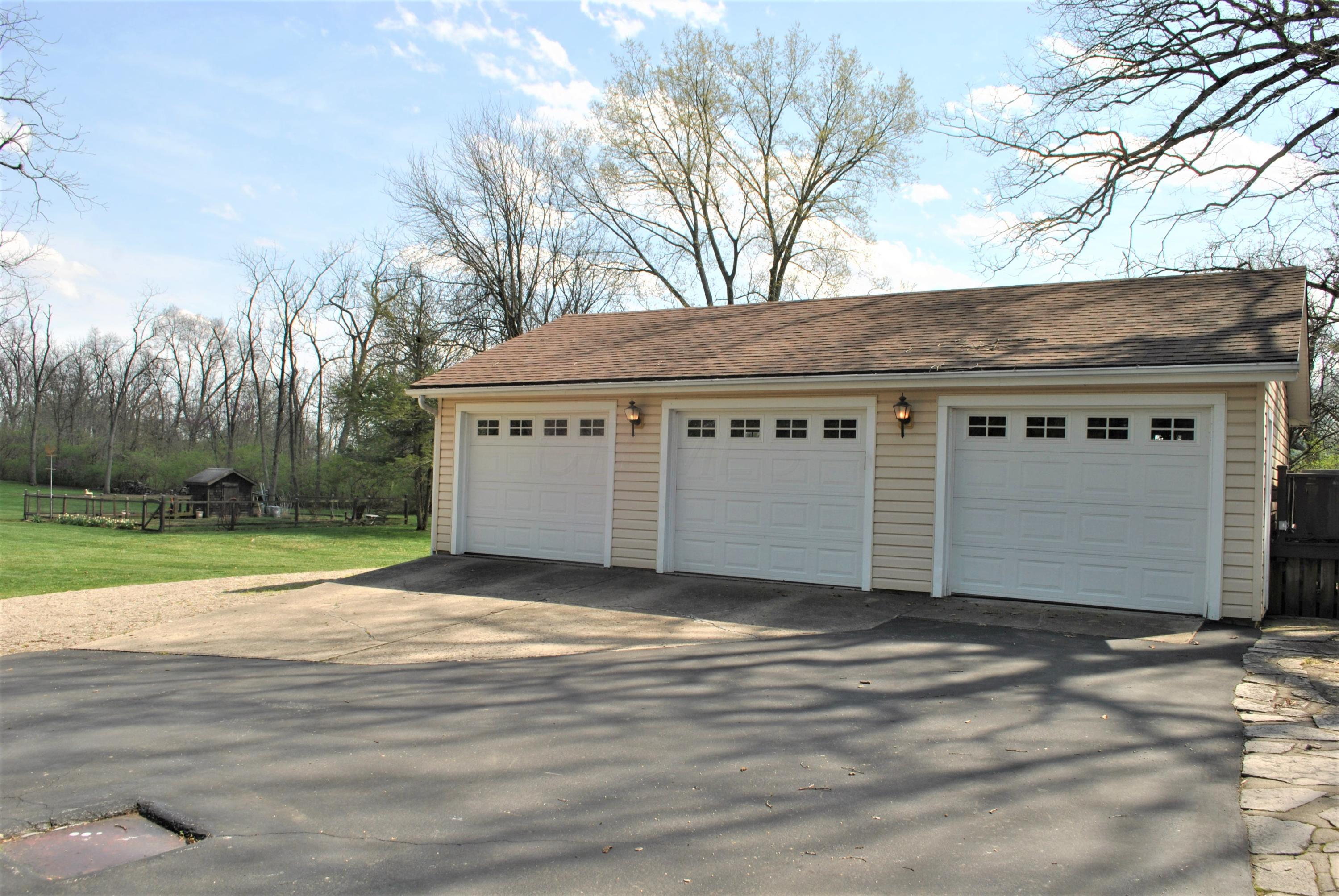 138 South Bird Road Springfield, OH 45505 - Photo 7 of 56