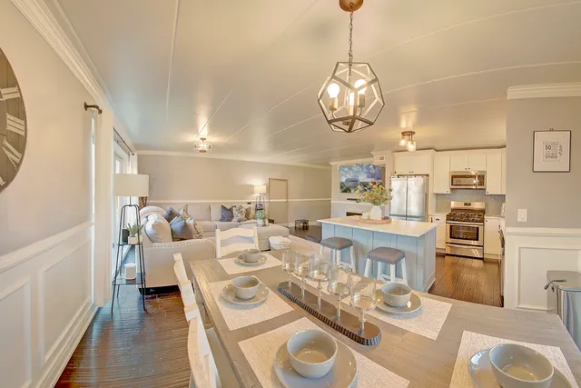 $217,500 | 10230 Washington Avenue, Unit 1D, Oak Lawn, IL 60453