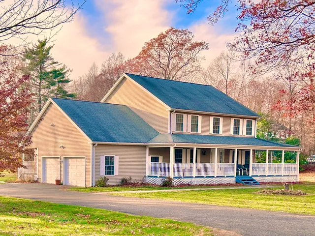 $749,000 | 50 Ancient Highway, Oxford, CT 06478