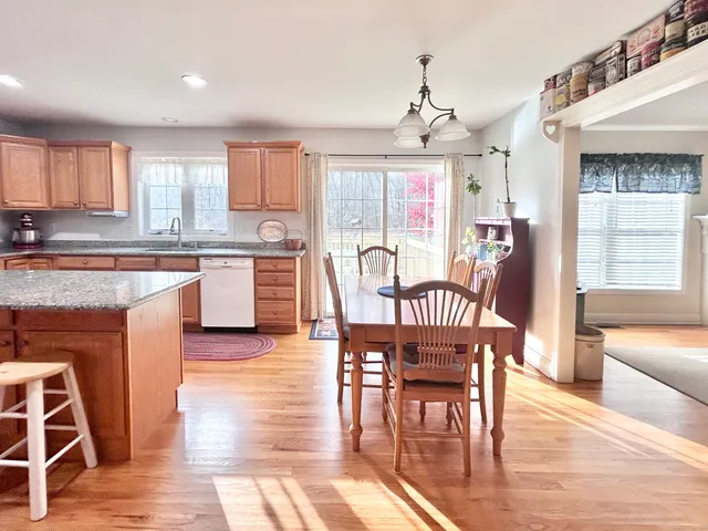 $749,000 | 50 Ancient Highway, Oxford, CT 06478