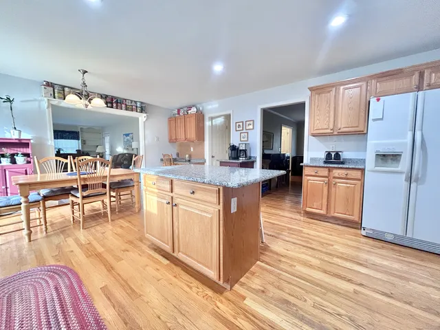 $749,000 | 50 Ancient Highway, Oxford, CT 06478