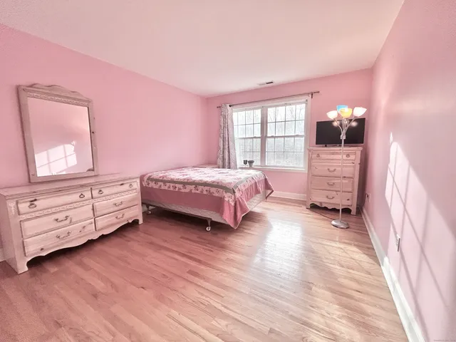 $749,000 | 50 Ancient Highway, Oxford, CT 06478