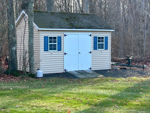 $749,000 | 50 Ancient Highway, Oxford, CT 06478