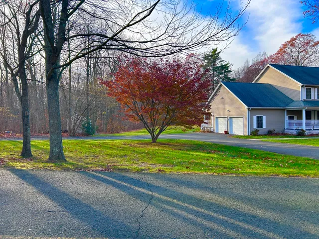 $749,000 | 50 Ancient Highway, Oxford, CT 06478