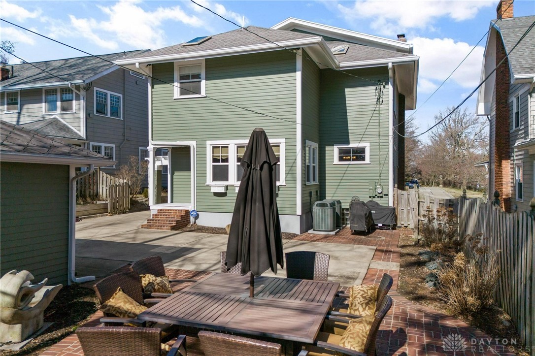 64 Patterson Road Oakwood, OH 45419 - Photo 8 of 67
