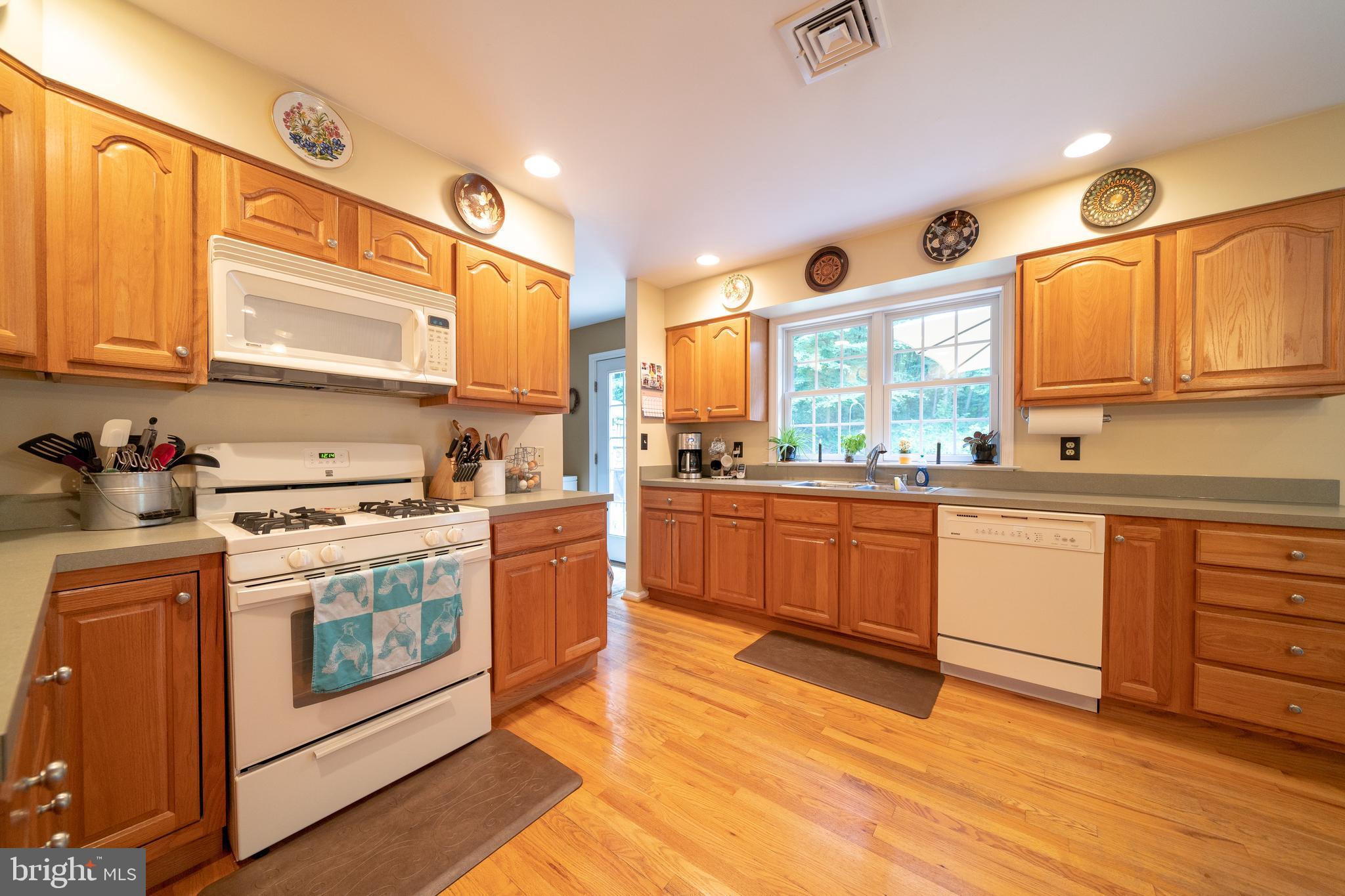 155 Millard Road Elverson, PA 19520 - Photo 7 of 37 Gallery Image 7