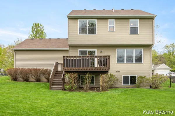 $499,900 | 2132 Hollyhock Northeast, Belmont, MI 49306
