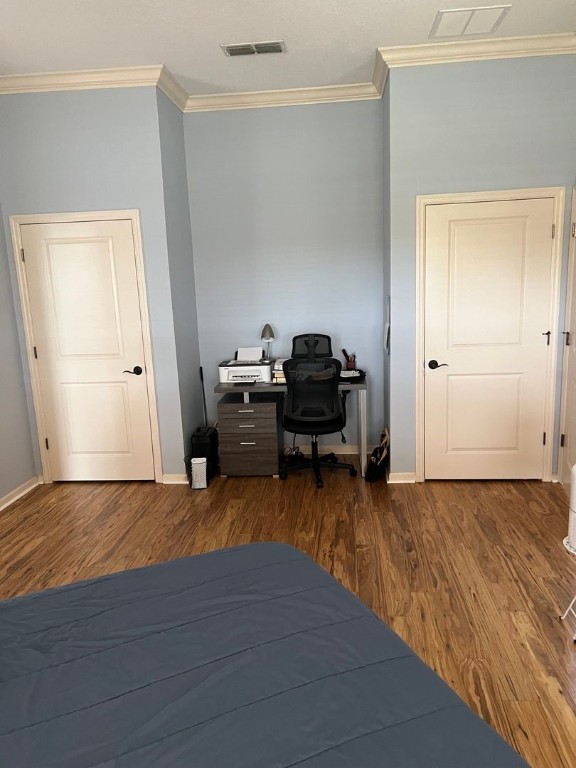 2142 Daylily Lane Fernandina Beach, FL 32034 - Photo 12 of 21 a living room with furniture and a wooden floor