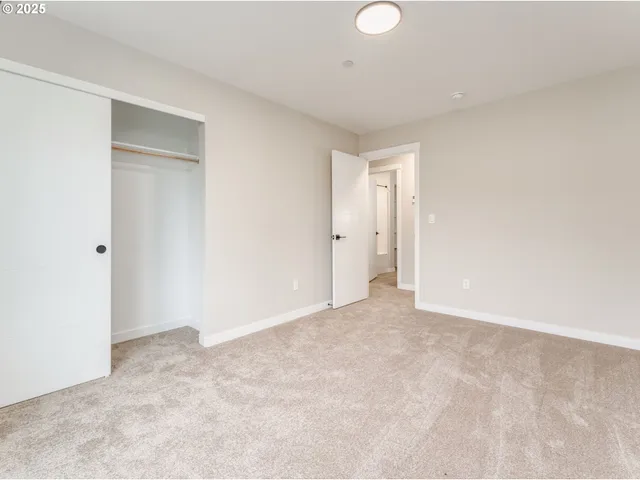 $295,500 | 14370 Southeast Knight Street, Portland, OR 97236