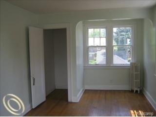 13974 Rutland Street Detroit, MI 48227 - Photo 8 of 10 8.jpg
