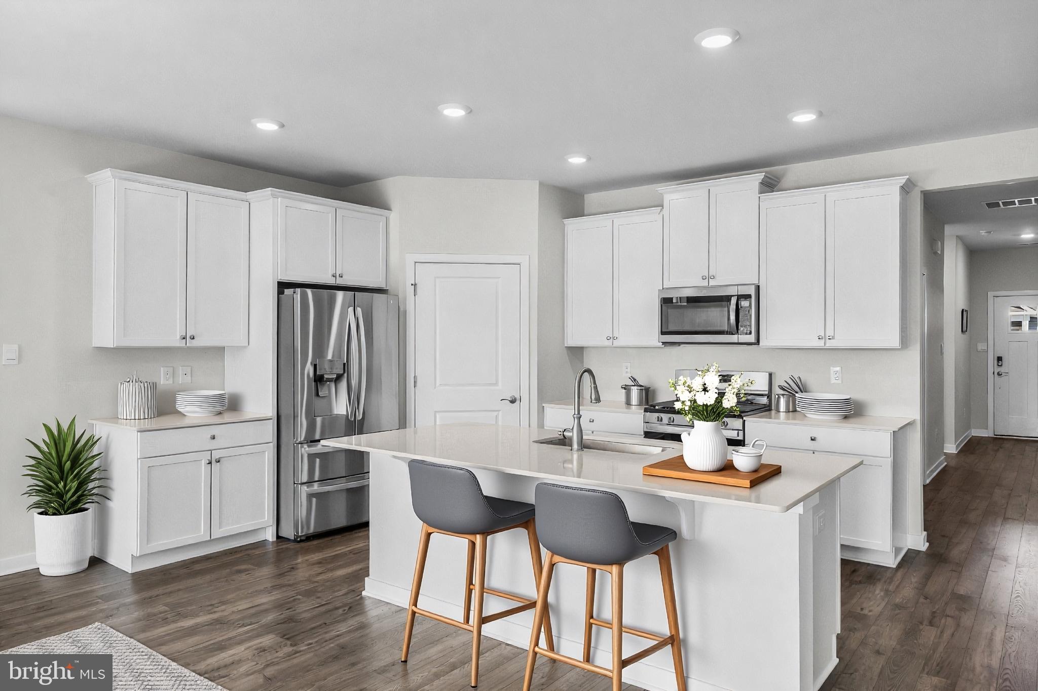 208 Congressional Court Moorestown, NJ 08057 - Photo 7 of 48 Staged Kitchen with Island