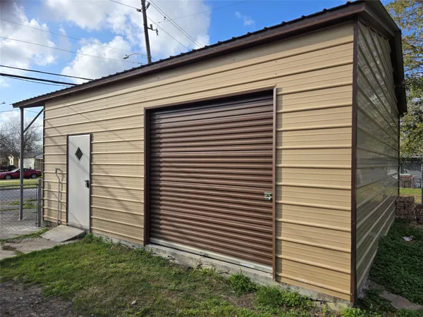 $1,399 | 8703 Berndale Street, Houston, TX 77029