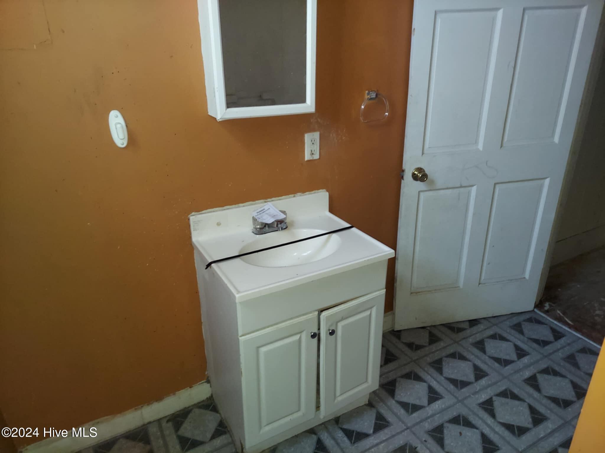 217 Robinson Street Rockingham, NC 28379 - Photo 16 of 28 UNIT A