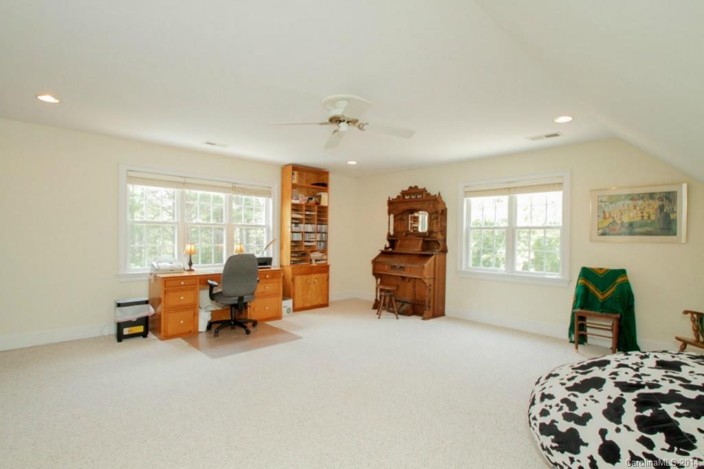 10220 Brief Road Charlotte, NC 28227 - Photo 12 of 15 Gallery Image 12