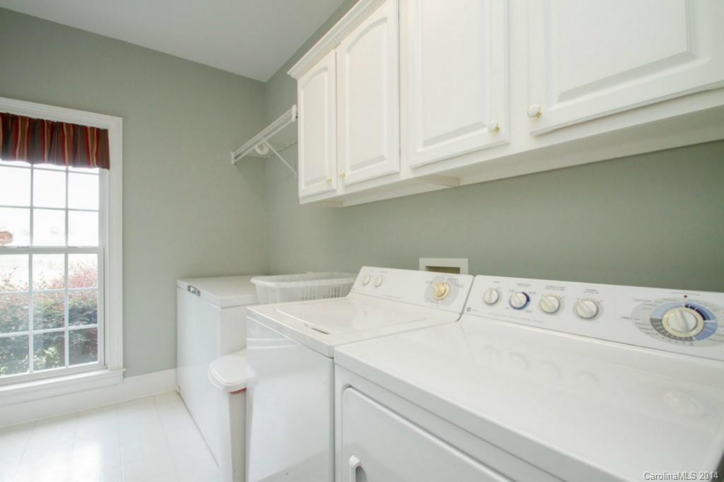 10220 Brief Road Charlotte, NC 28227 - Photo 9 of 15 Gallery Image 9