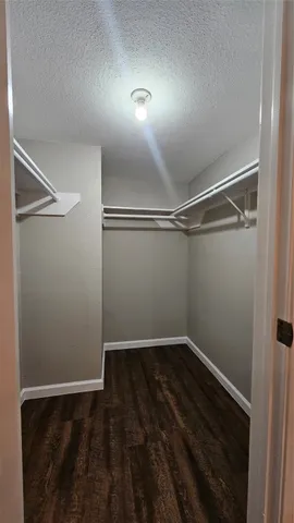 $1,300 | 2750 Holly Hall Street, Unit 1811, Houston, TX 77054