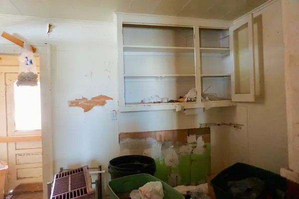 a view of a walk in closet