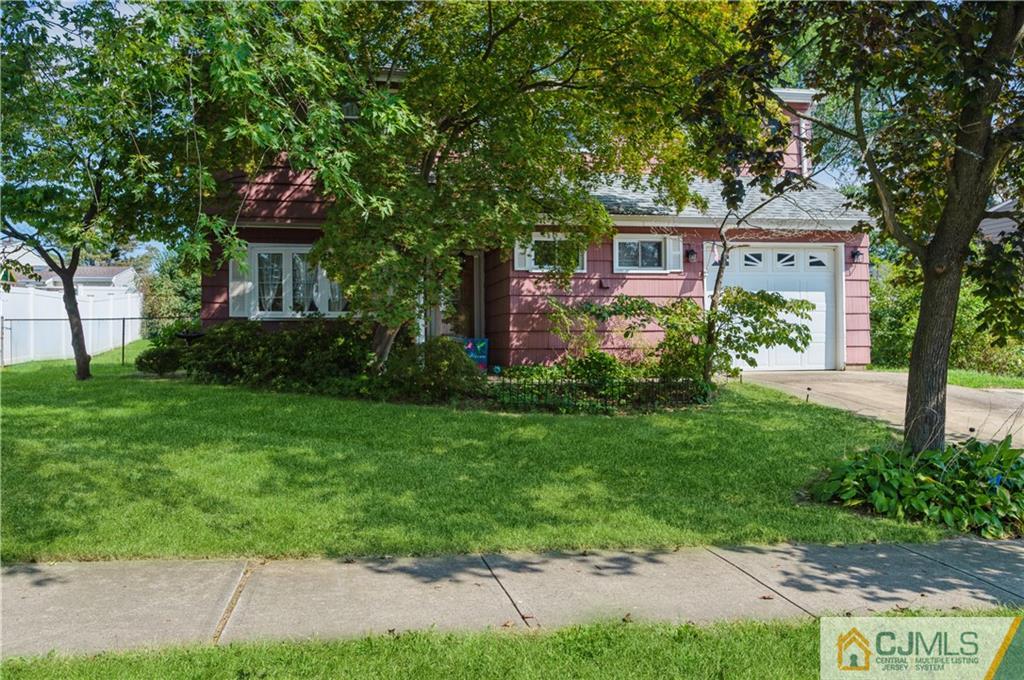 8 Mabaline Road Old Bridge, NJ 08857 - Photo 2 of 25 Gallery Image 2