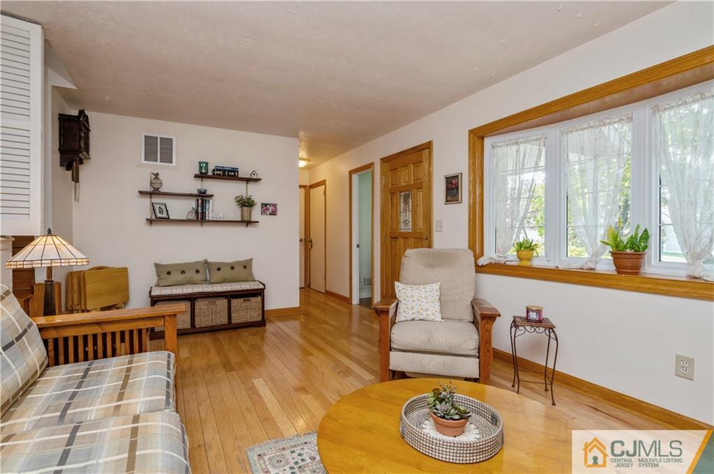 8 Mabaline Road Old Bridge, NJ 08857 - Photo 6 of 25 Gallery Image 6