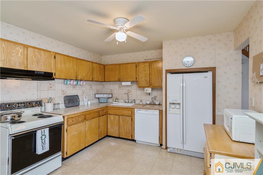 8 Mabaline Road Old Bridge, NJ 08857 - Photo 9 of 25 Gallery Image 9