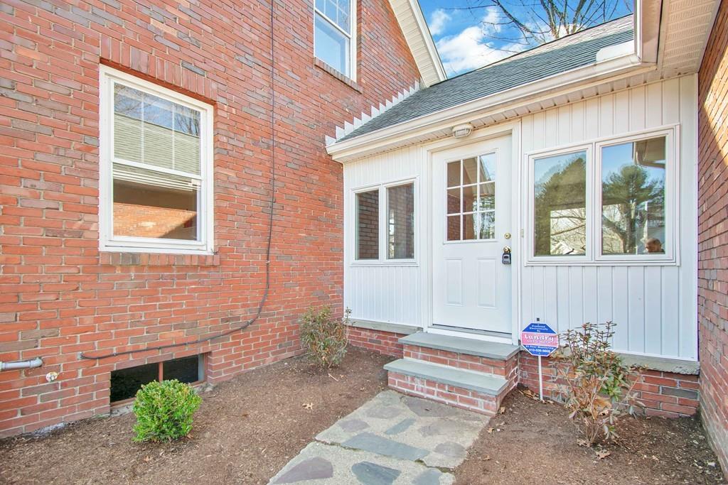 1360 Plumtree Road Springfield, MA 01119 - Photo 3 of 42