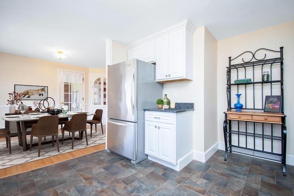 1360 Plumtree Road Springfield, MA 01119 - Photo 9 of 42