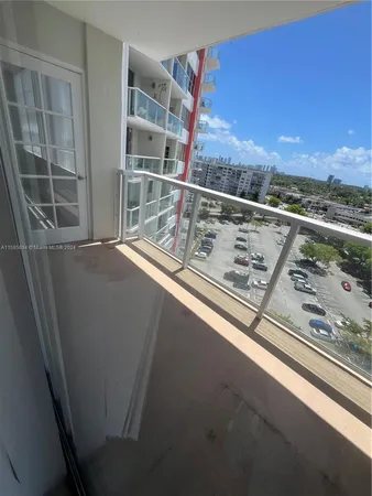 $215,000 | 1351 Northeast Miami Gardens Drive, Unit 1121E, Miami, FL 33179