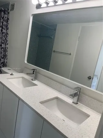 $215,000 | 1351 Northeast Miami Gardens Drive, Unit 1121E, Miami, FL 33179