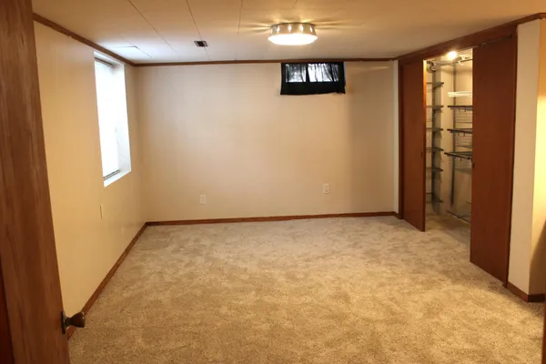$350,000 | 1707 7th Street Northeast, Rochester, MN 55906
