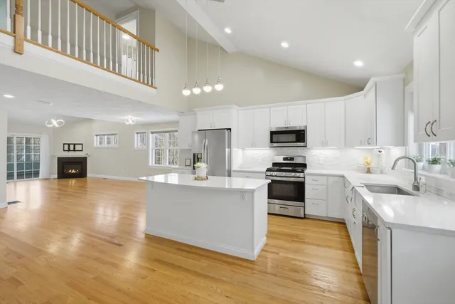 $549,000 | 2 Turtle Lane, Unit 2, Sterling, MA 01564