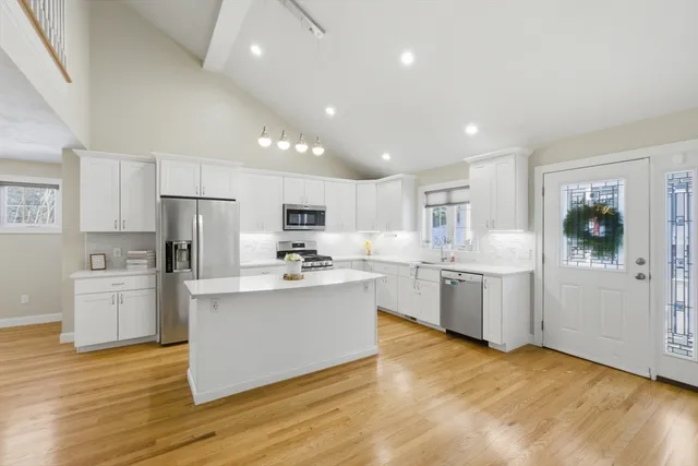 $549,000 | 2 Turtle Lane, Unit 2, Sterling, MA 01564